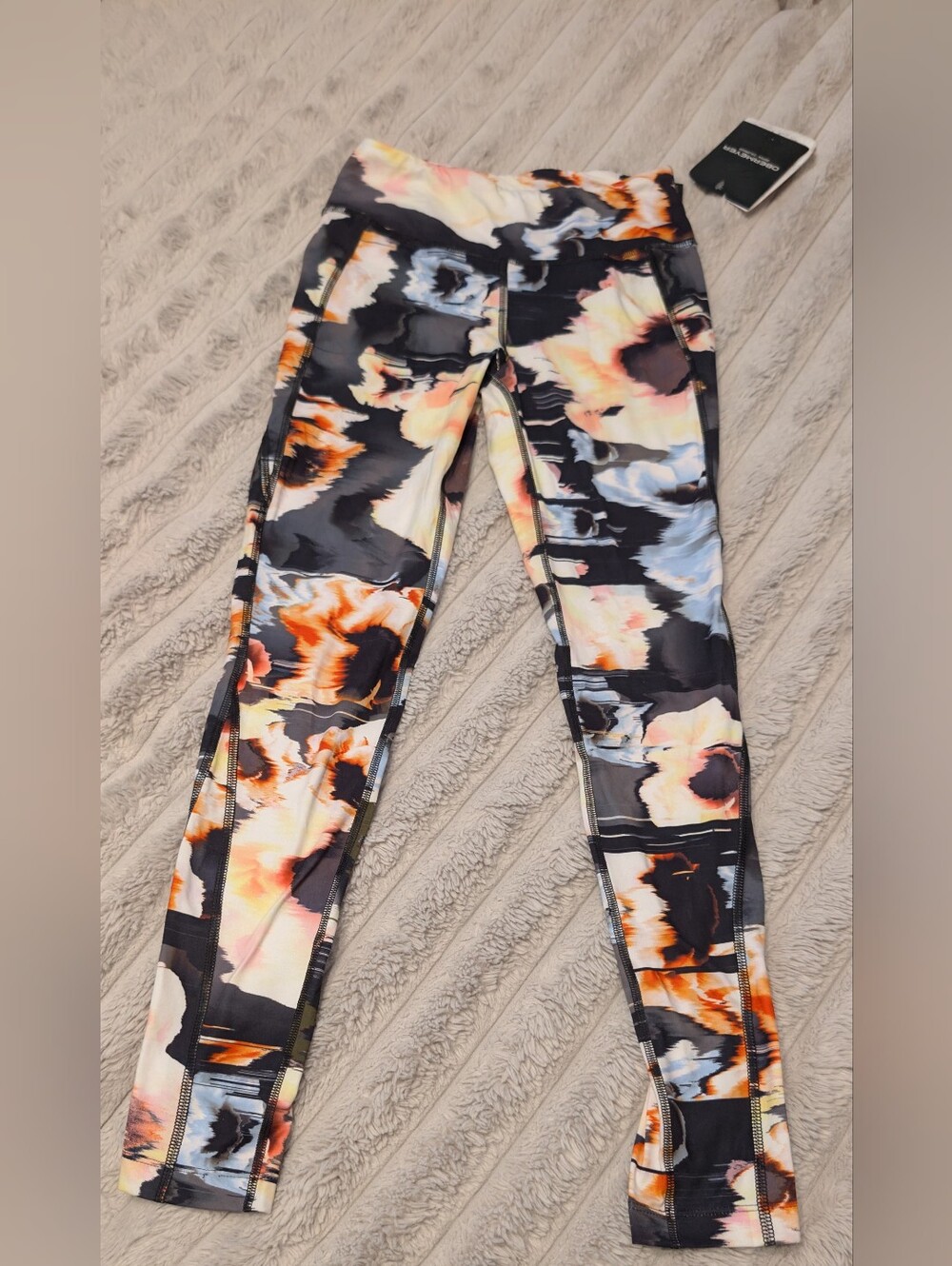 Obermeyer Women's Baselayer Floral Print Leggings - Black & Peach Sz:XS NWT
